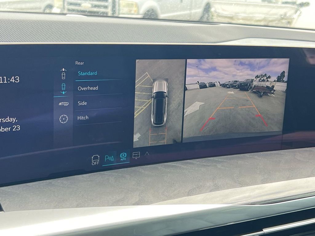 New 2026 Cadillac Escalade IQ Luxury 2 image 19