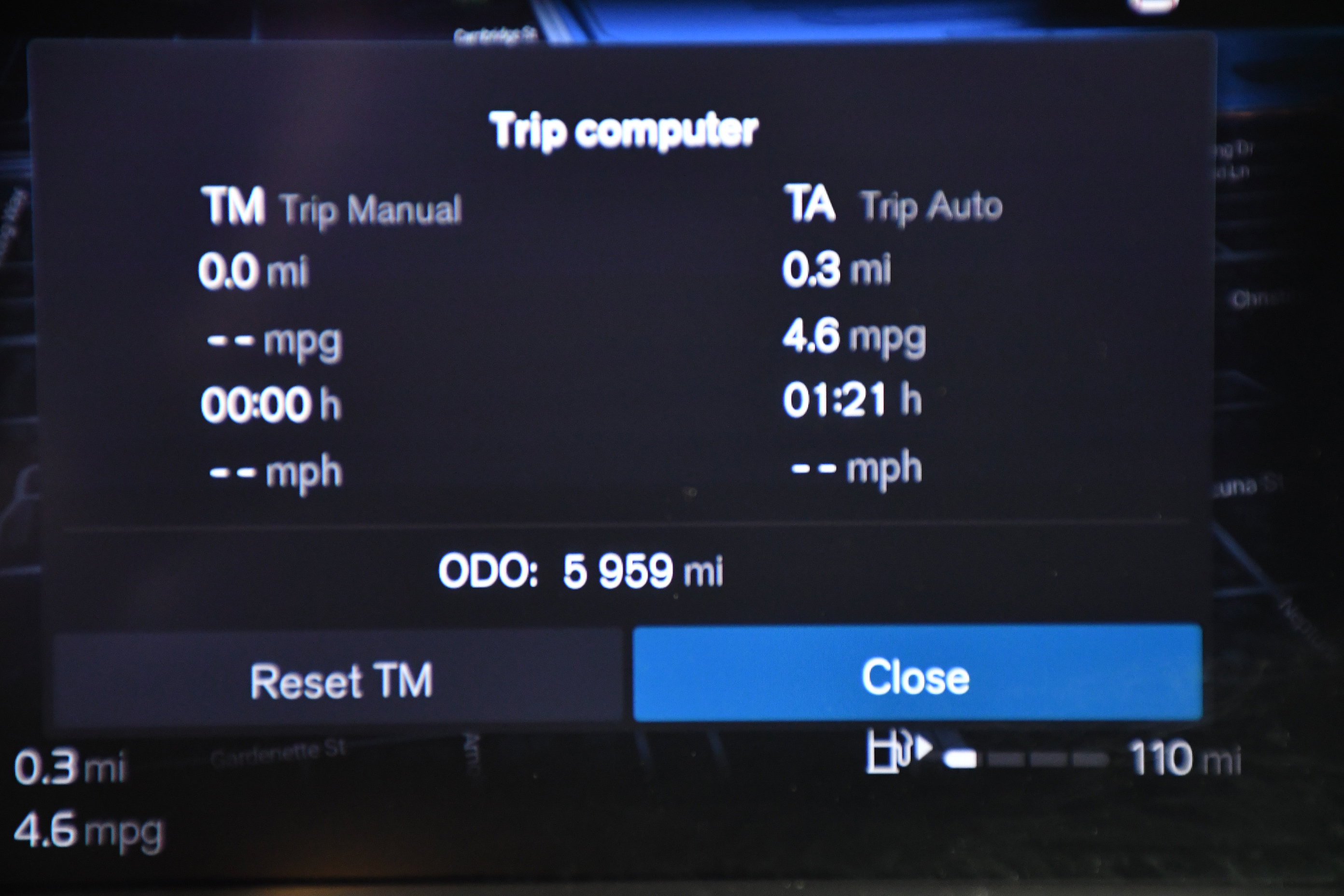 Used 2025 Volvo XC60 B5 Plus image 14