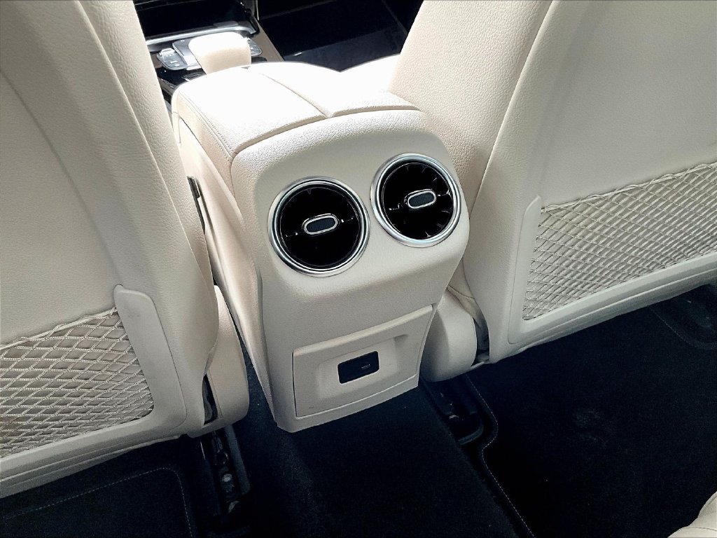 Used 2022 Mercedes-Benz CLA 250 image 10
