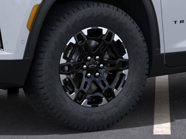New 2027 Chevrolet Traverse Z71 w/ Enhanced Driving Package AWD/4WD image 9