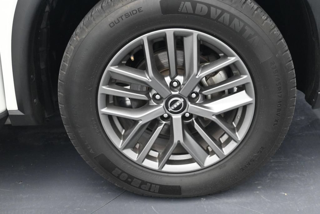 Used 2023 Nissan Rogue S FWD image 16