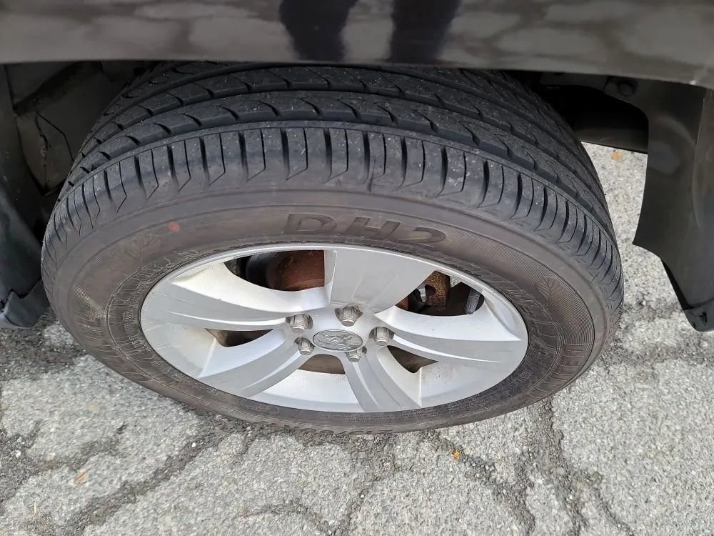 Used 2014 Jeep Patriot Latitude w/ Sun/Sound Group AWD/4WD image 24