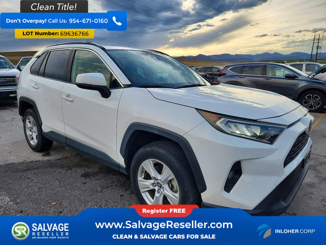 Used 2019 Toyota RAV4 XLE AWD/4WD image 5