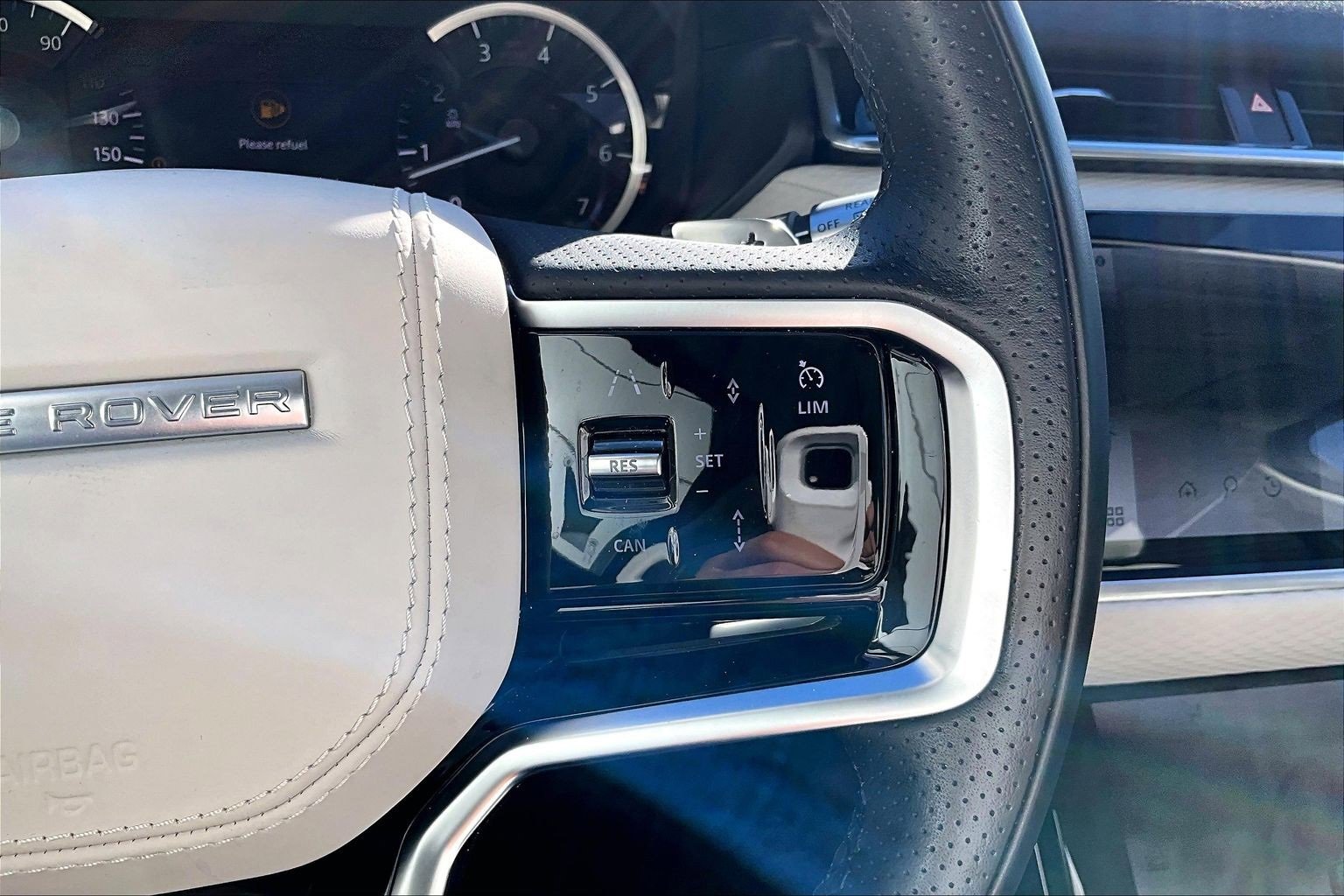 Used 2023 Land Rover Range Rover Velar S image 19