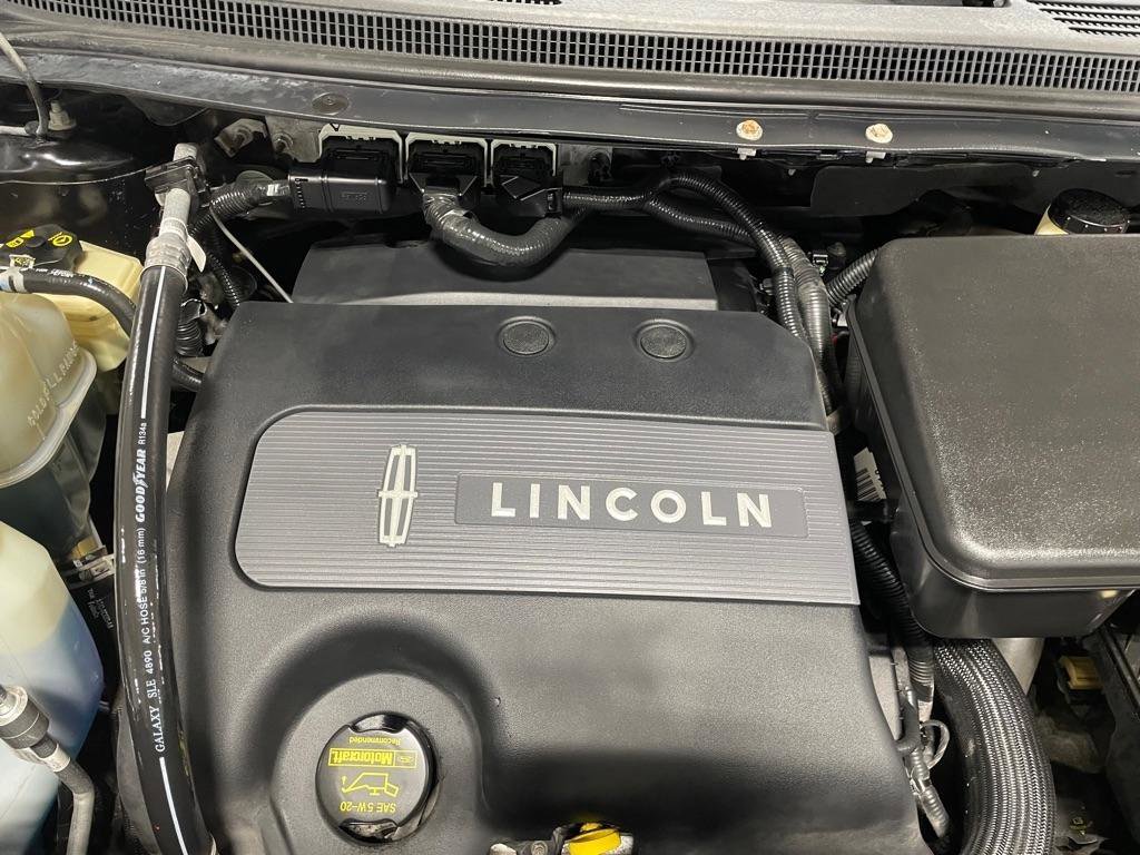 Used 2011 Lincoln MKX AWD w/ 102A Rapid Spec Order Code image 38