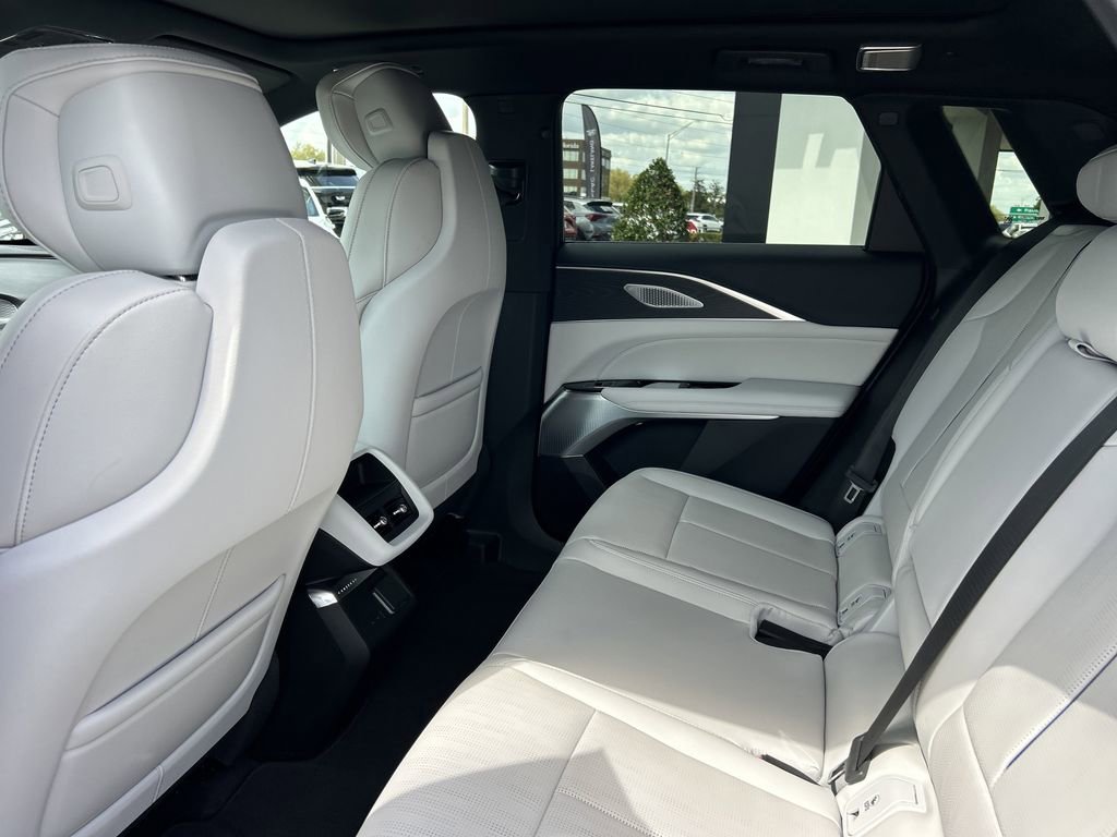 New 2026 Cadillac Lyriq Premium Sport image 18