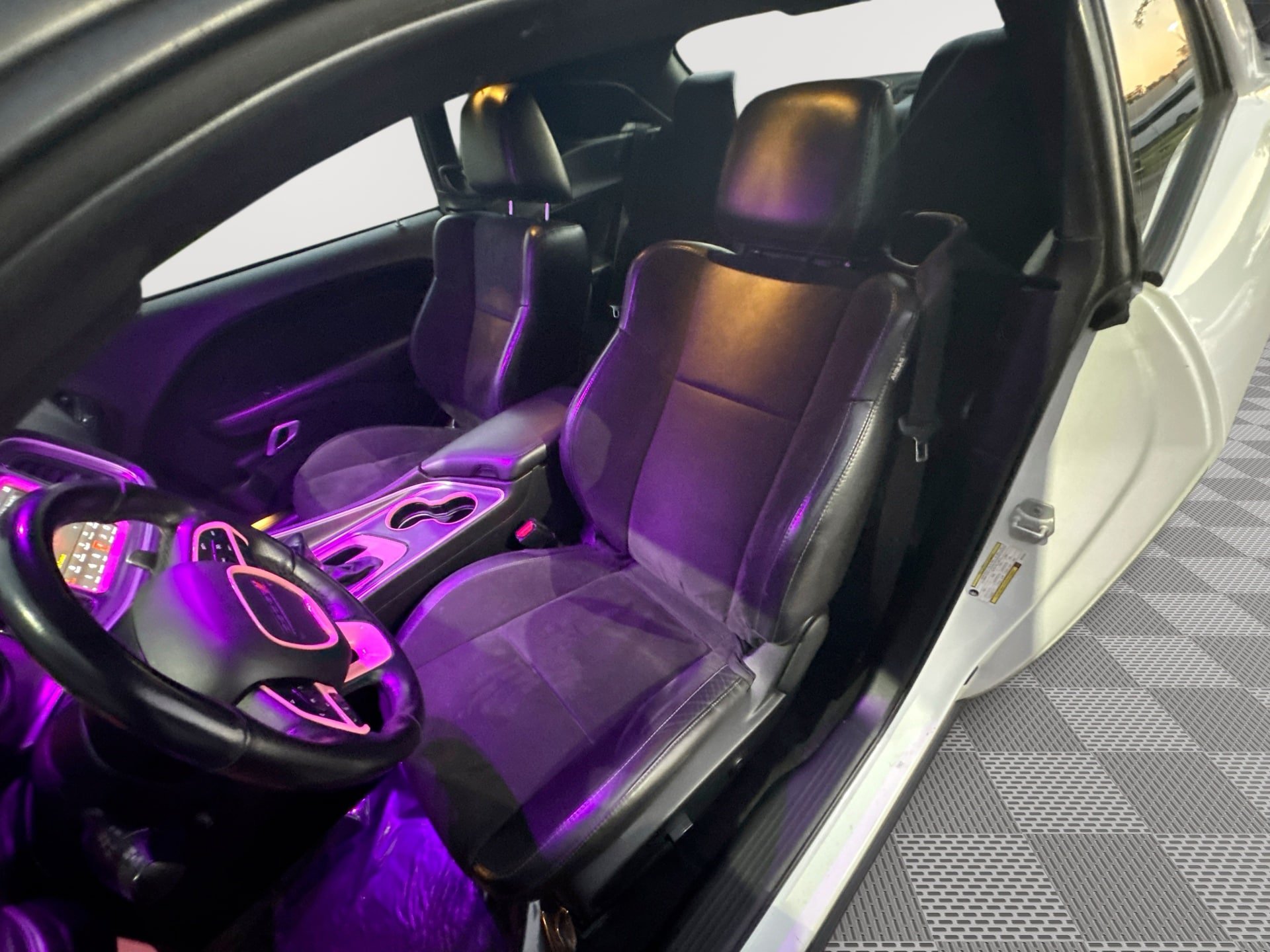 Used 2019 Dodge Challenger R/T w/ Plus Package RWD image 13