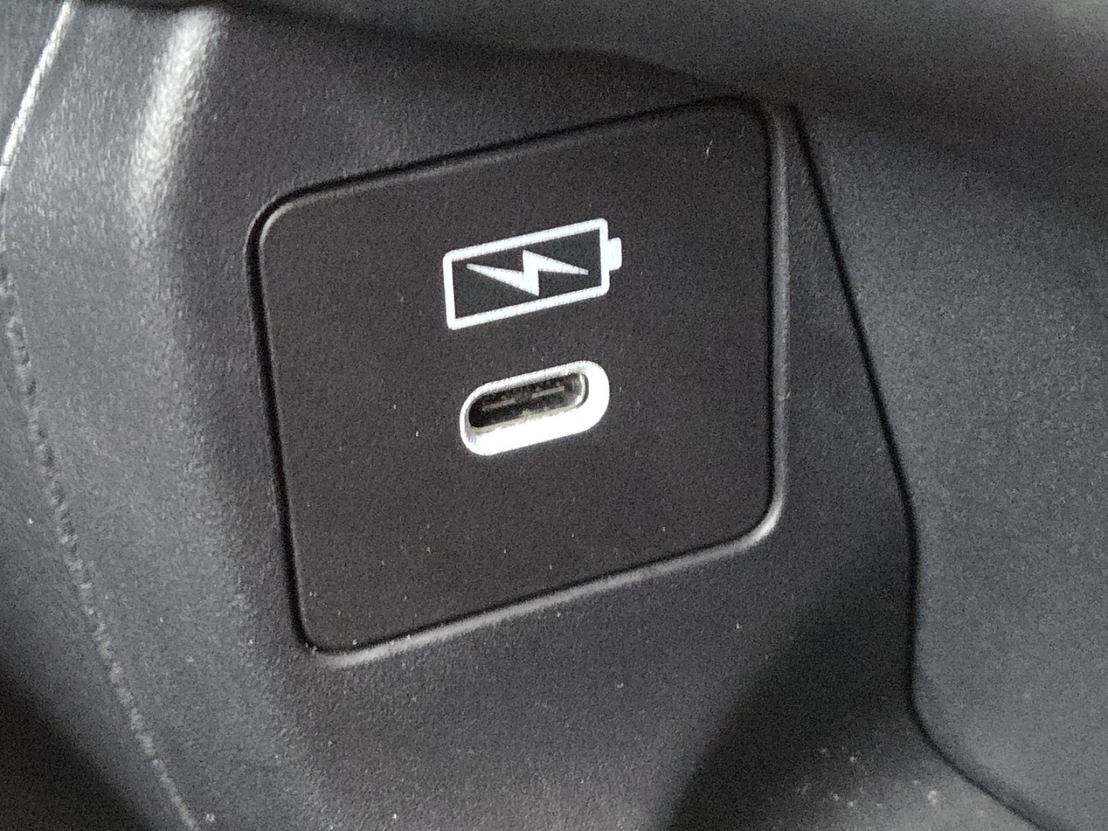 Used 2024 Honda HR-V LX image 30