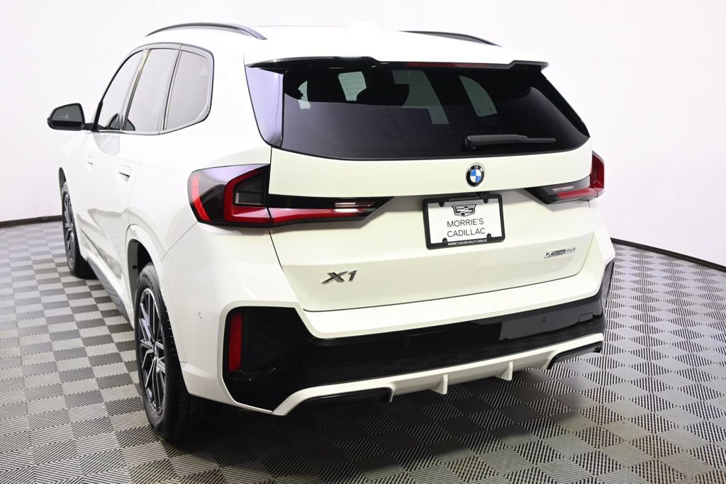 Used 2025 BMW X1 xDrive28i w/ M Sport Package AWD/4WD image 4