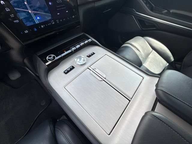 Certified 2025 Lincoln Navigator Reserve AWD/4WD image 20