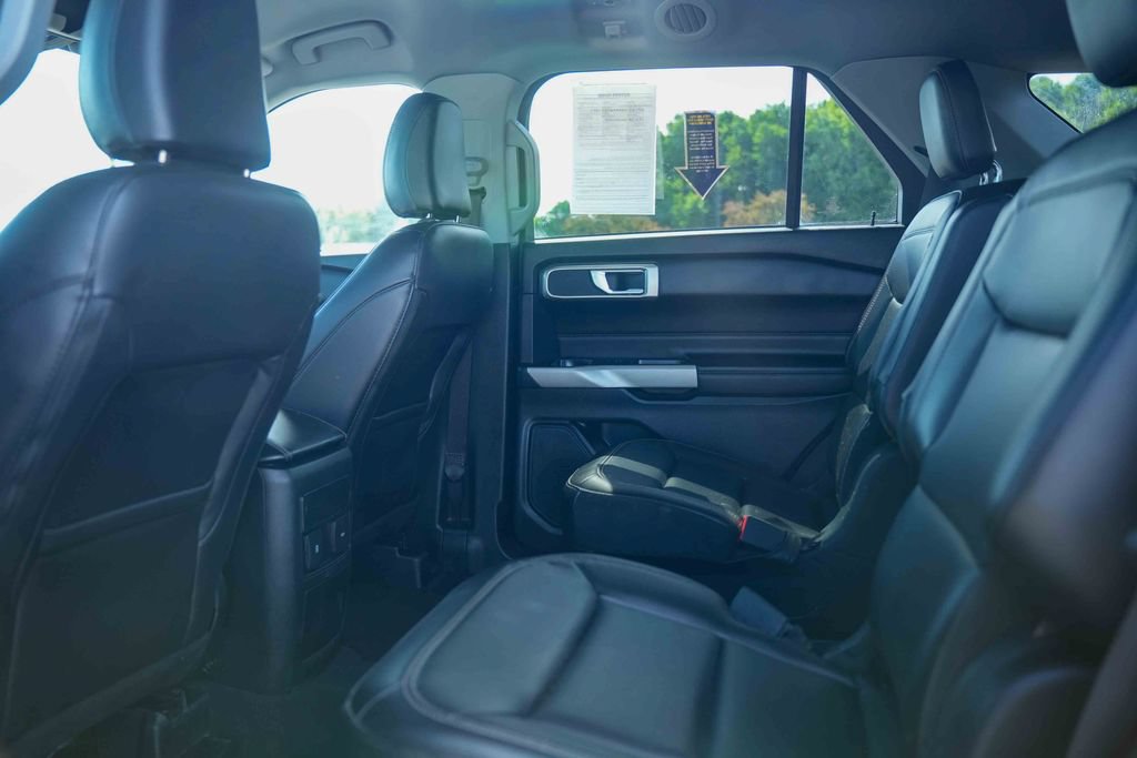 Used 2023 Ford Explorer XLT w/ Equipment Group 202A AWD/4WD image 24