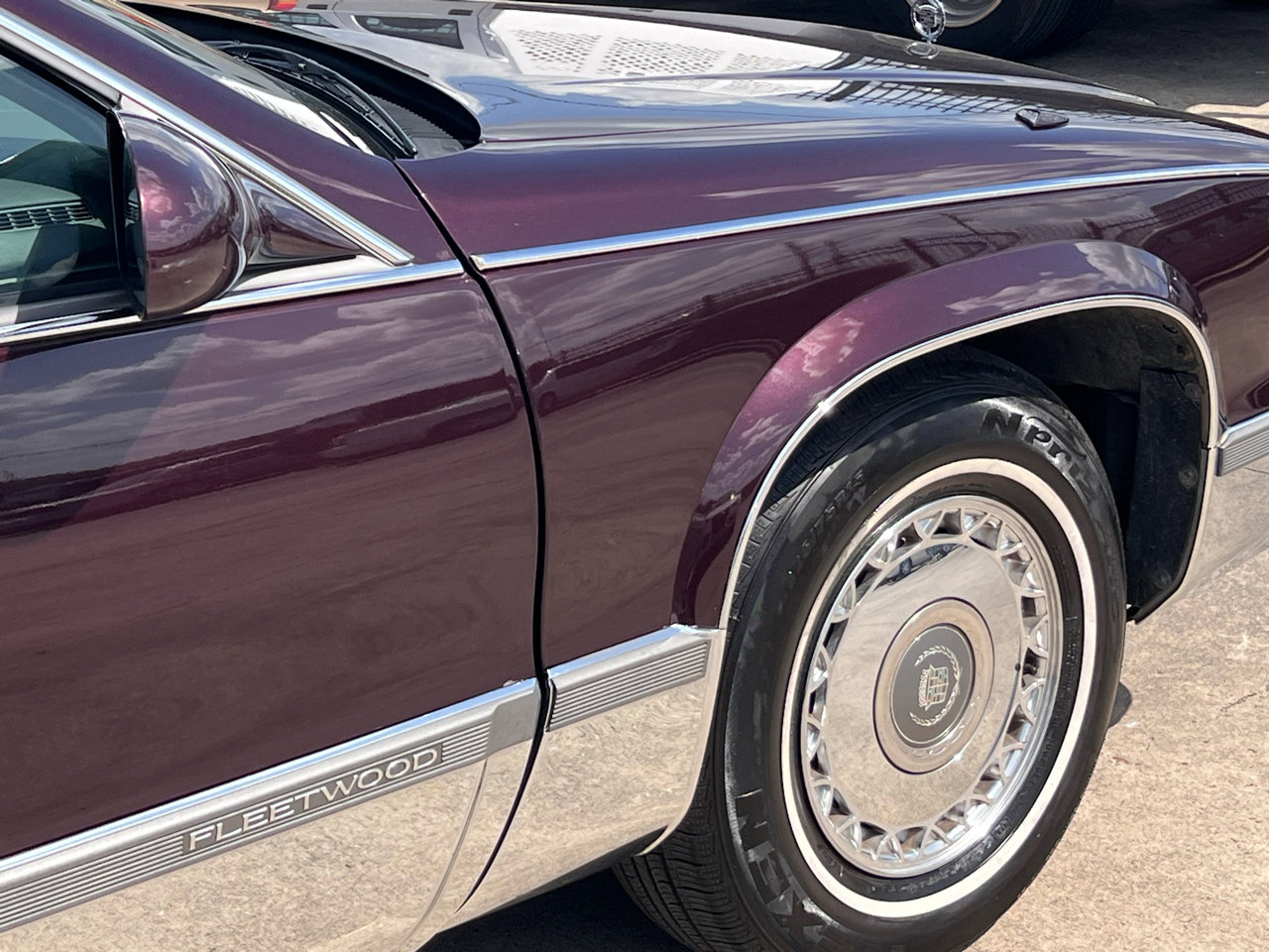 Used 1996 Cadillac Fleetwood Brougham image 11