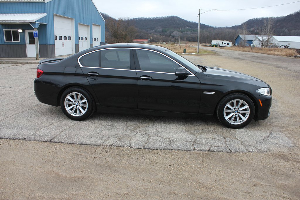 Used 2016 BMW 528i xDrive Sedan image 5