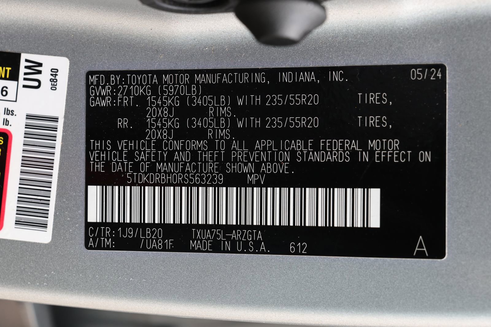 Used 2024 Toyota Highlander Limited AWD/4WD image 39
