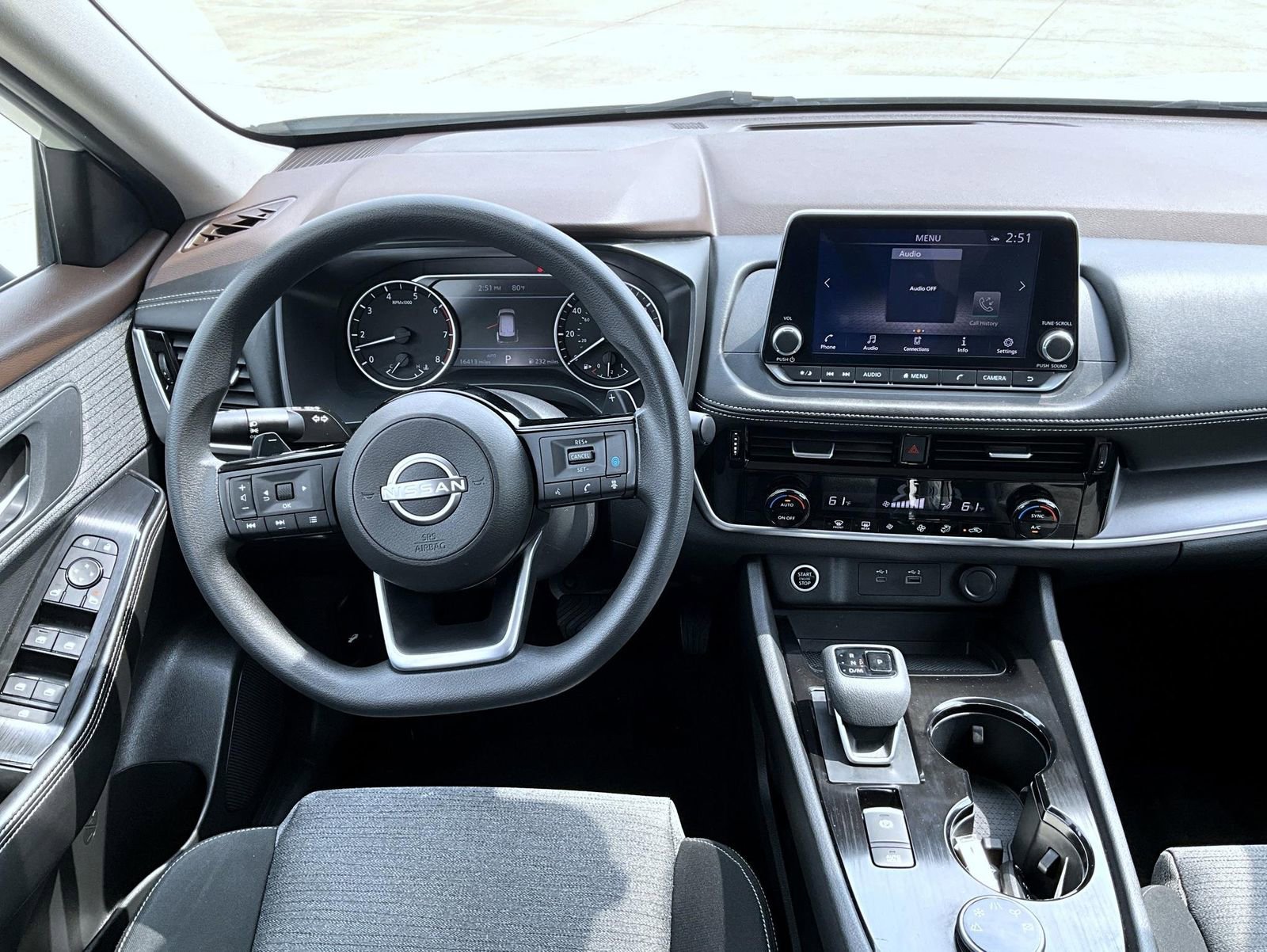 Used 2022 Nissan Rogue SV image 13