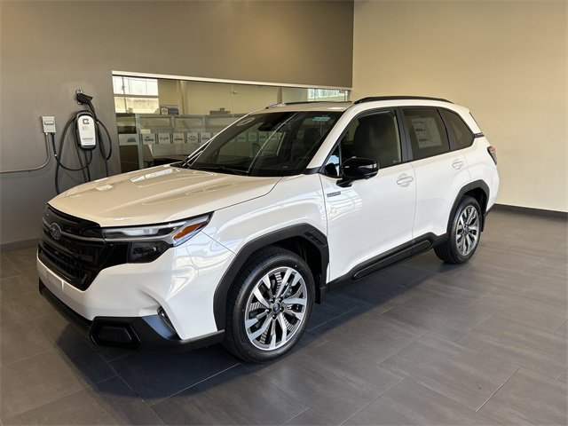 New 2025 Subaru Forester Touring image 3