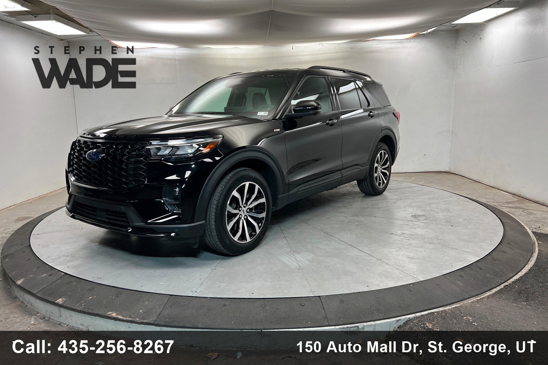 Used 2025 Ford Explorer ST-Line image 1