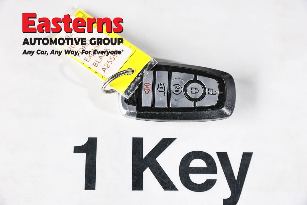 Used 2023 Ford Explorer XLT w/ Equipment Group 202A AWD/4WD image 25