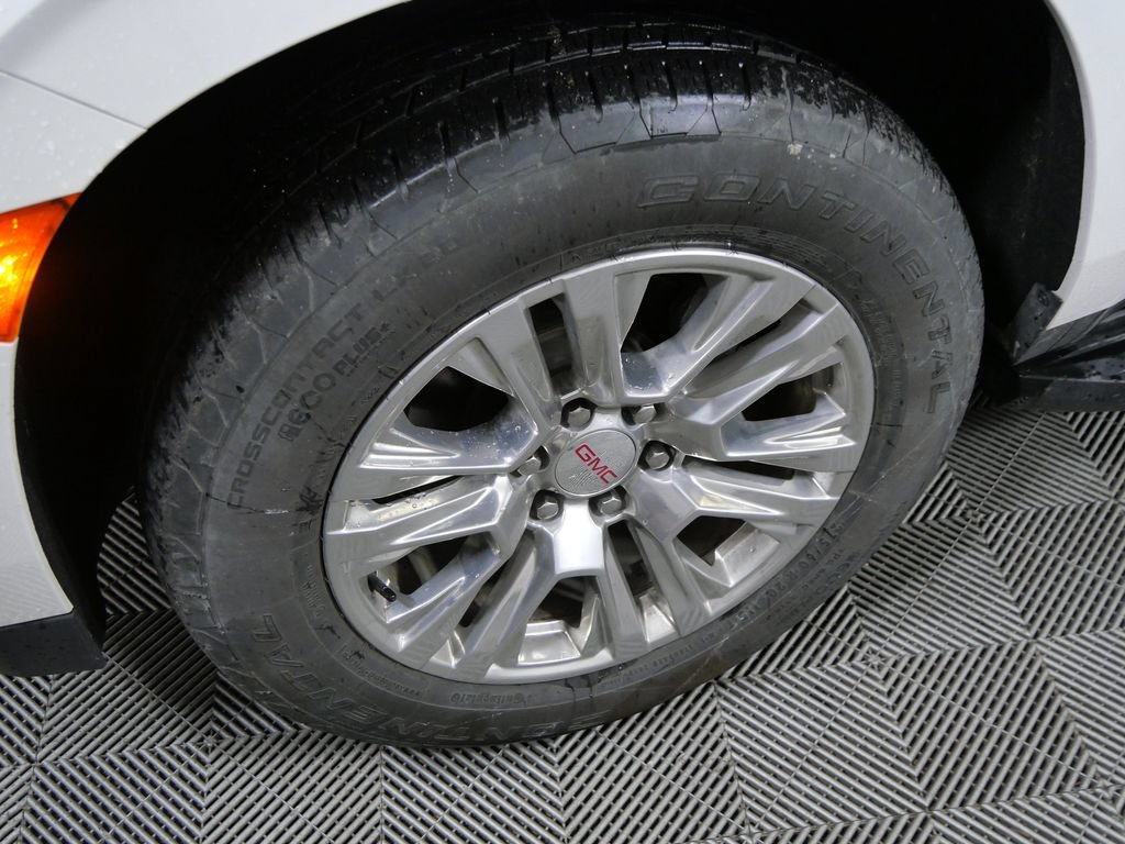 Used 2022 GMC Yukon XL Denali AWD/4WD image 9