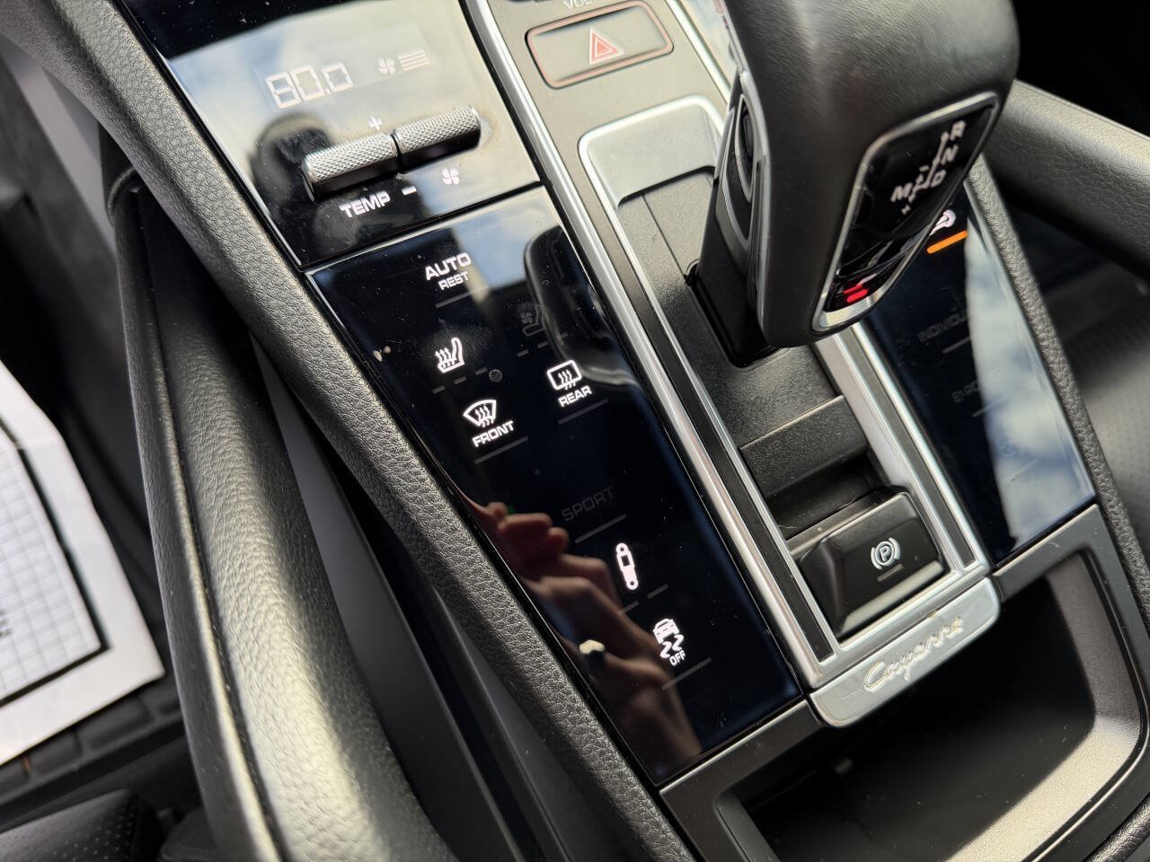 Used 2019 Porsche Cayenne S w/ Premium Package AWD/4WD image 23