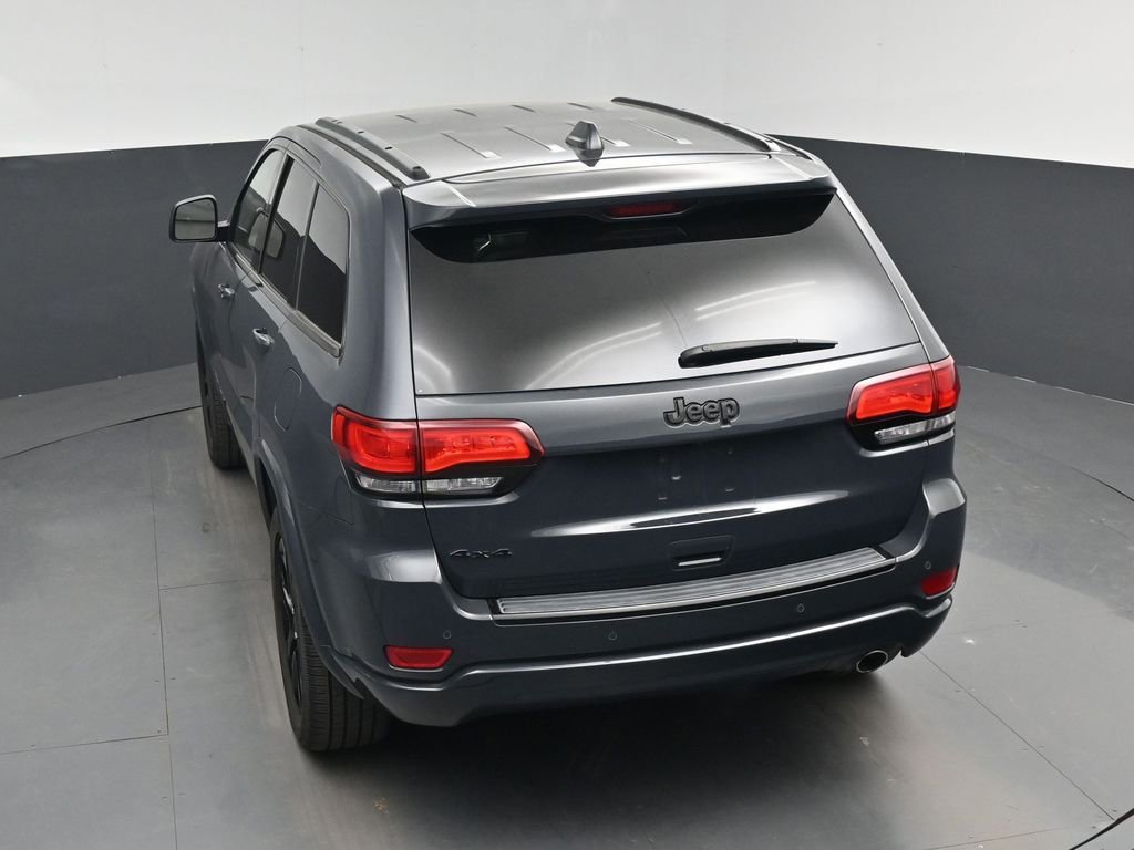 Used 2018 Jeep Grand Cherokee Altitude AWD/4WD image 25