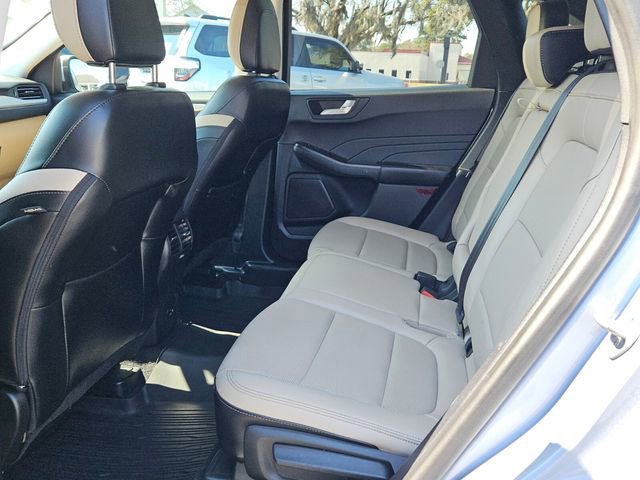 Used 2022 Ford Escape SEL image 11