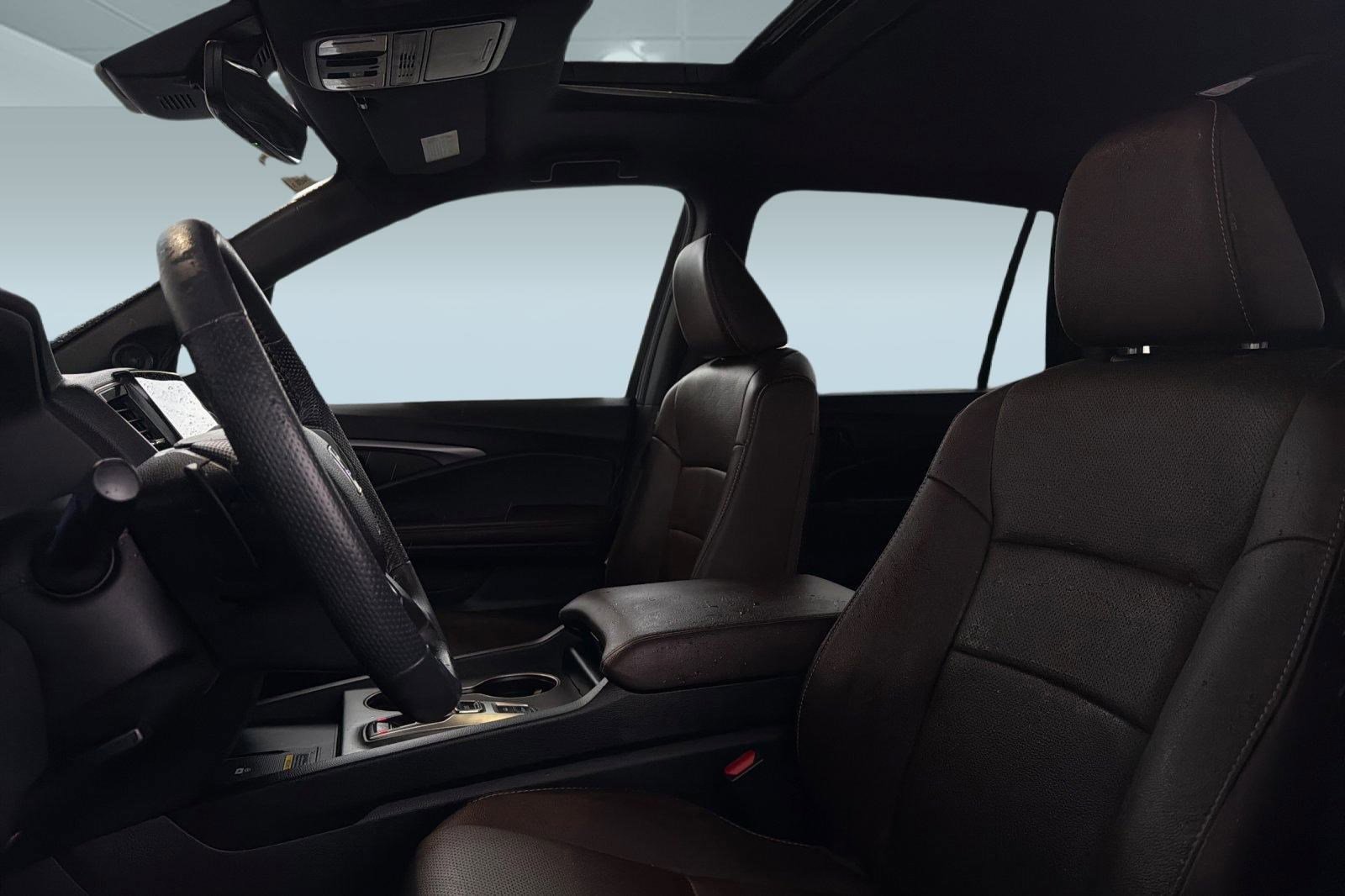 Certified 2025 Honda Passport EX-L image 21