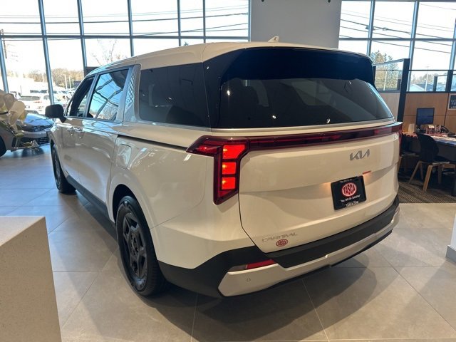 New 2026 Kia Carnival LX image 6