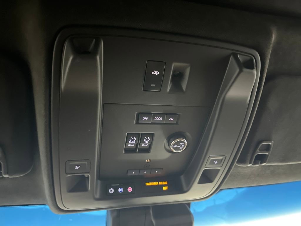 Used 2017 Cadillac Escalade Platinum image 81