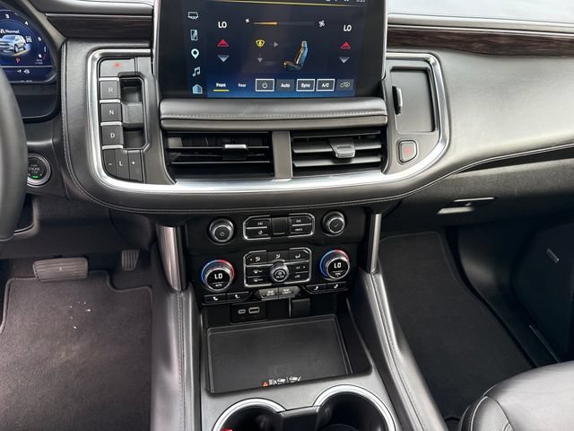 Certified 2024 Chevrolet Suburban Z71 w/ Off-Road Capability Package AWD/4WD image 15