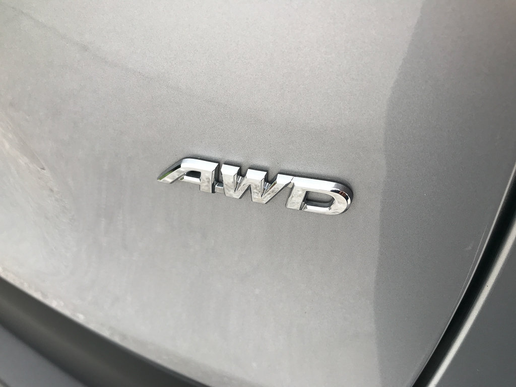 Used 2021 Toyota RAV4 XLE AWD/4WD image 9