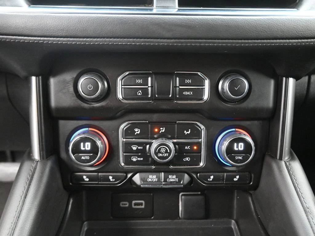 Used 2024 Chevrolet Tahoe Z71 w/ Off-Road Capability Package image 9