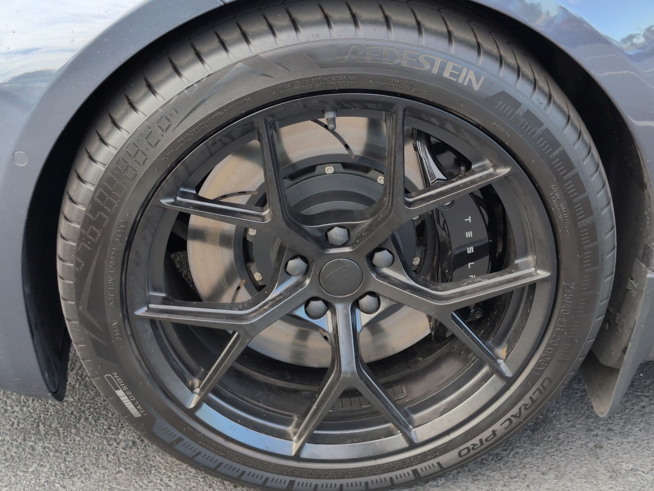 Used 2022 Tesla Model S Plaid AWD/4WD image 13