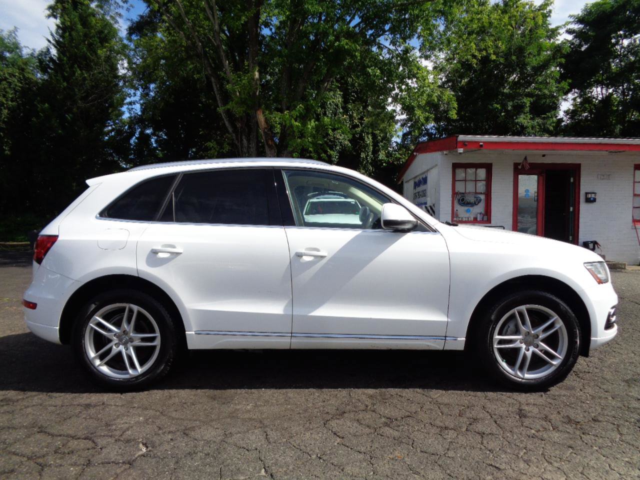 Used 2013 Audi Q5 2.0T Premium Plus w/ Premium Plus Pkg image 4