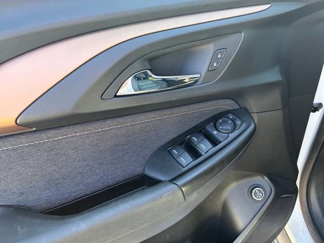 Certified 2023 Chevrolet TrailBlazer ACTIV w/ Sun and Liftgate Package FWD image 12