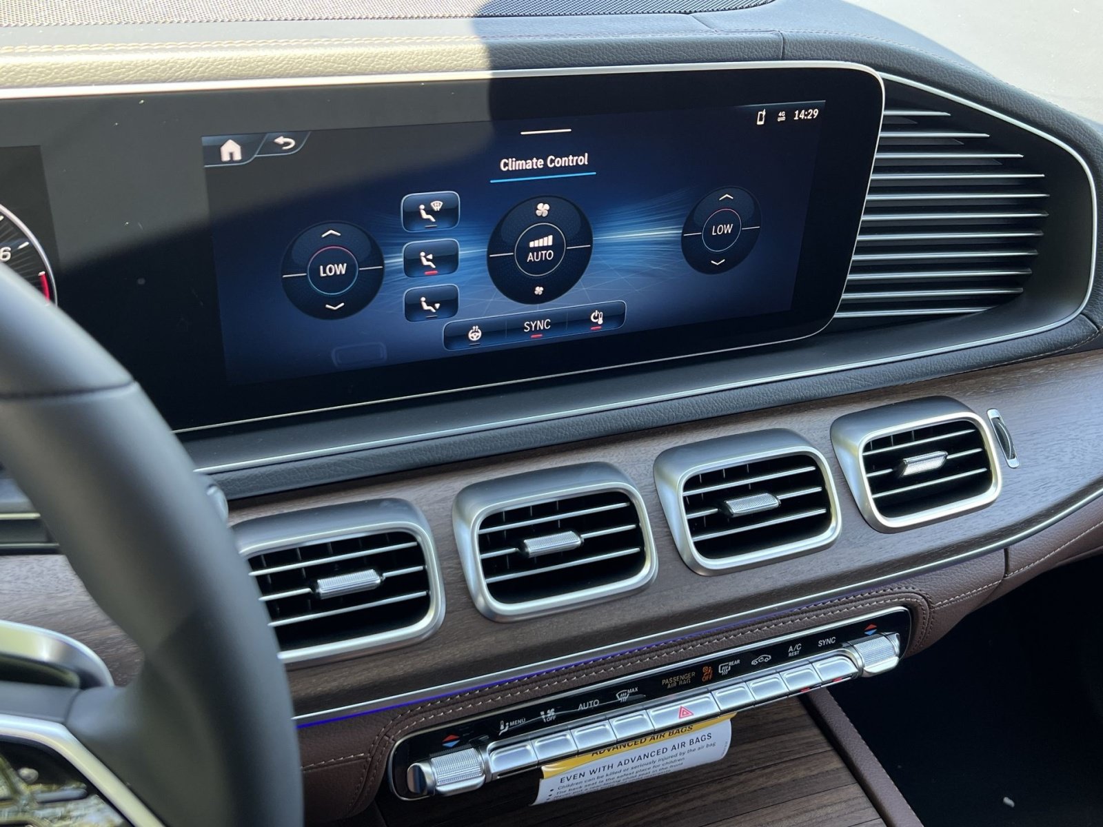 New 2026 Mercedes-Benz GLE 580 4MATIC image 26