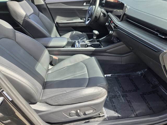 Used 2025 Kia K5 EX FWD image 16