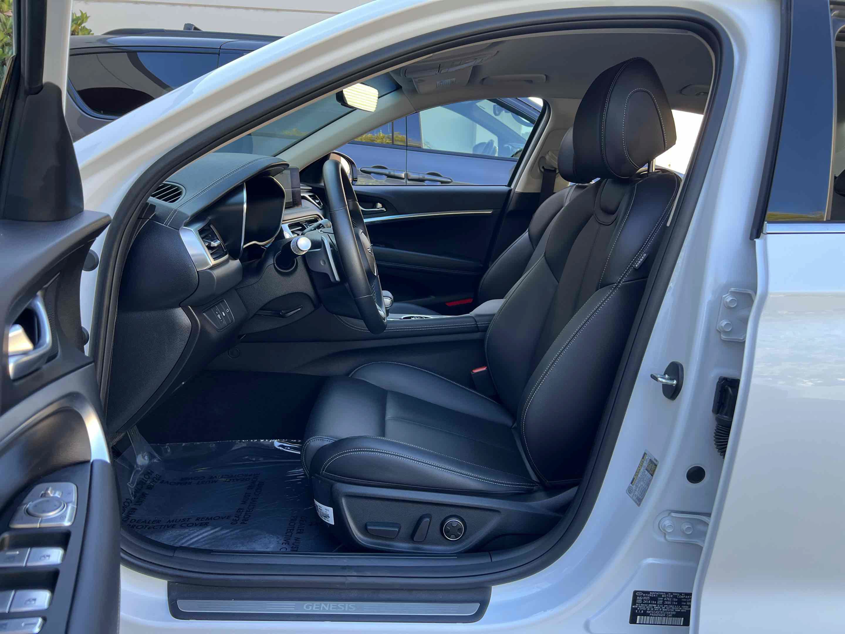 Used 2026 Genesis G70 2.5T RWD image 98