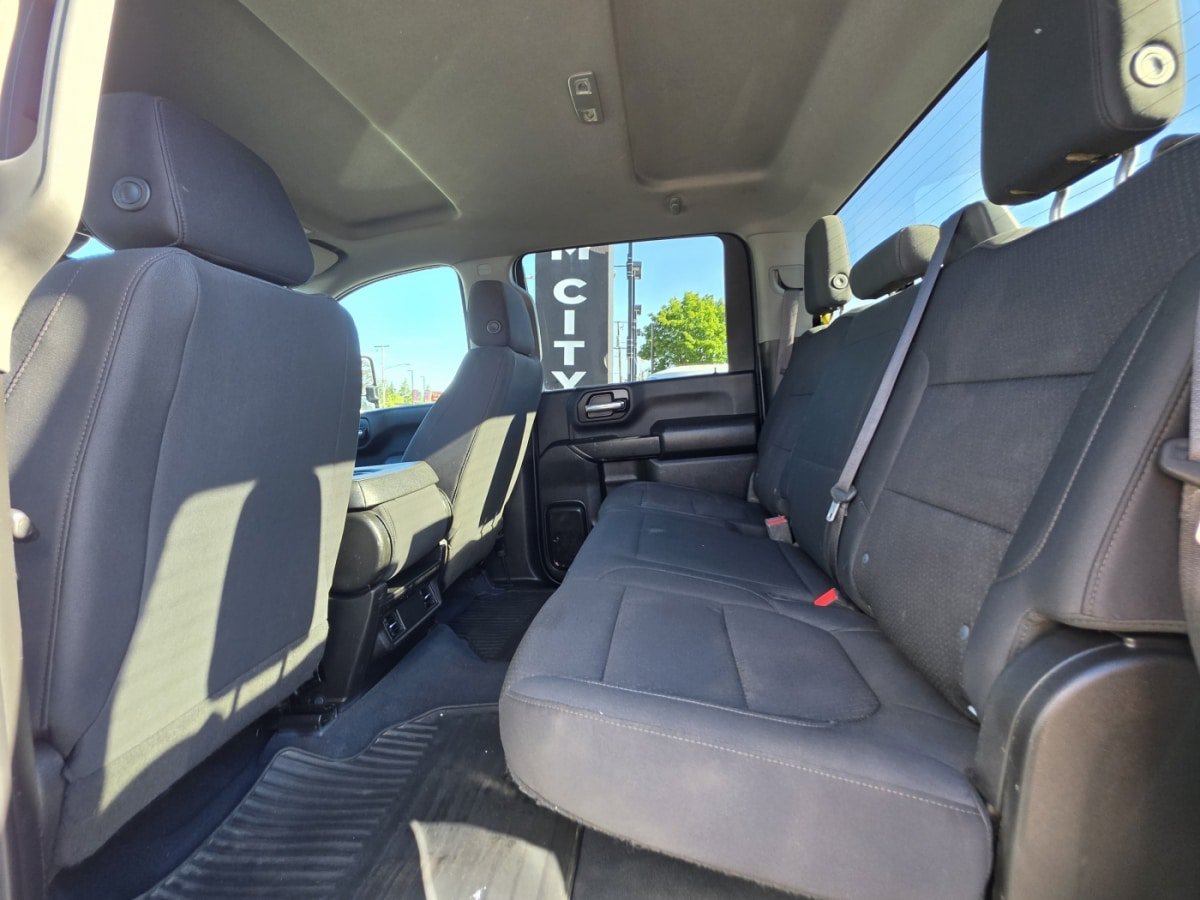 Used 2022 Chevrolet Silverado 2500 Custom w/ Custom Value Package AWD/4WD image 12