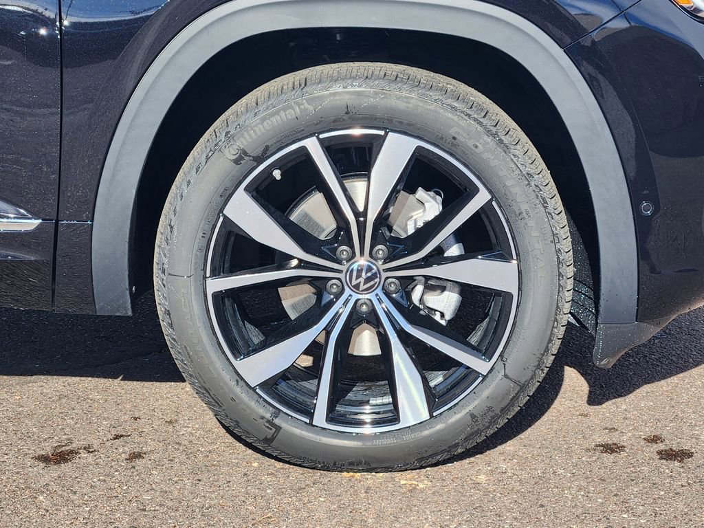 New 2026 Volkswagen Atlas Cross Sport SEL Premium R-Line image 29