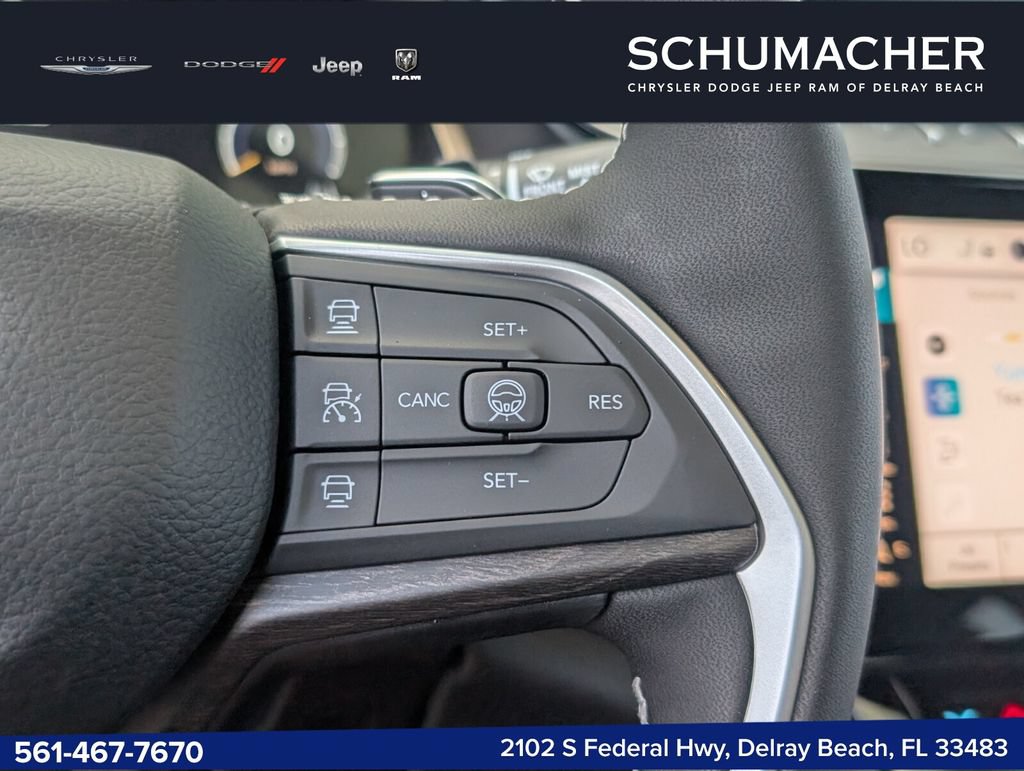 New 2026 Jeep Grand Cherokee Limited w/ Luxury Tech Group II AWD/4WD image 21