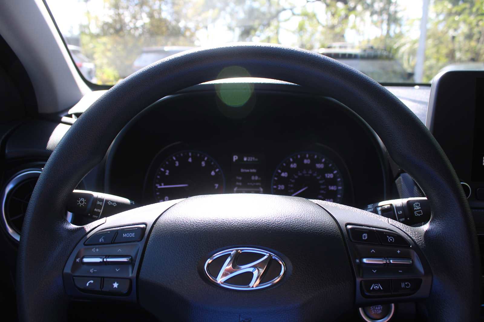 Used 2022 Hyundai Kona SEL image 24