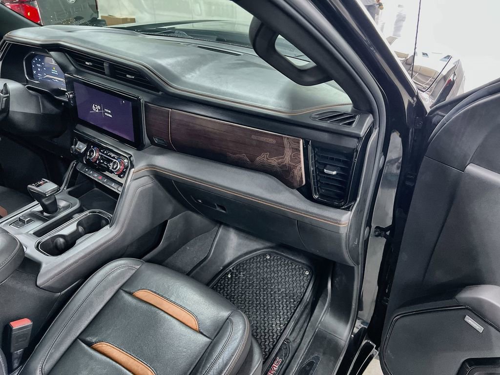 Used 2022 GMC Sierra 1500 AT4 w/ AT4 Preferred Package AWD/4WD image 35