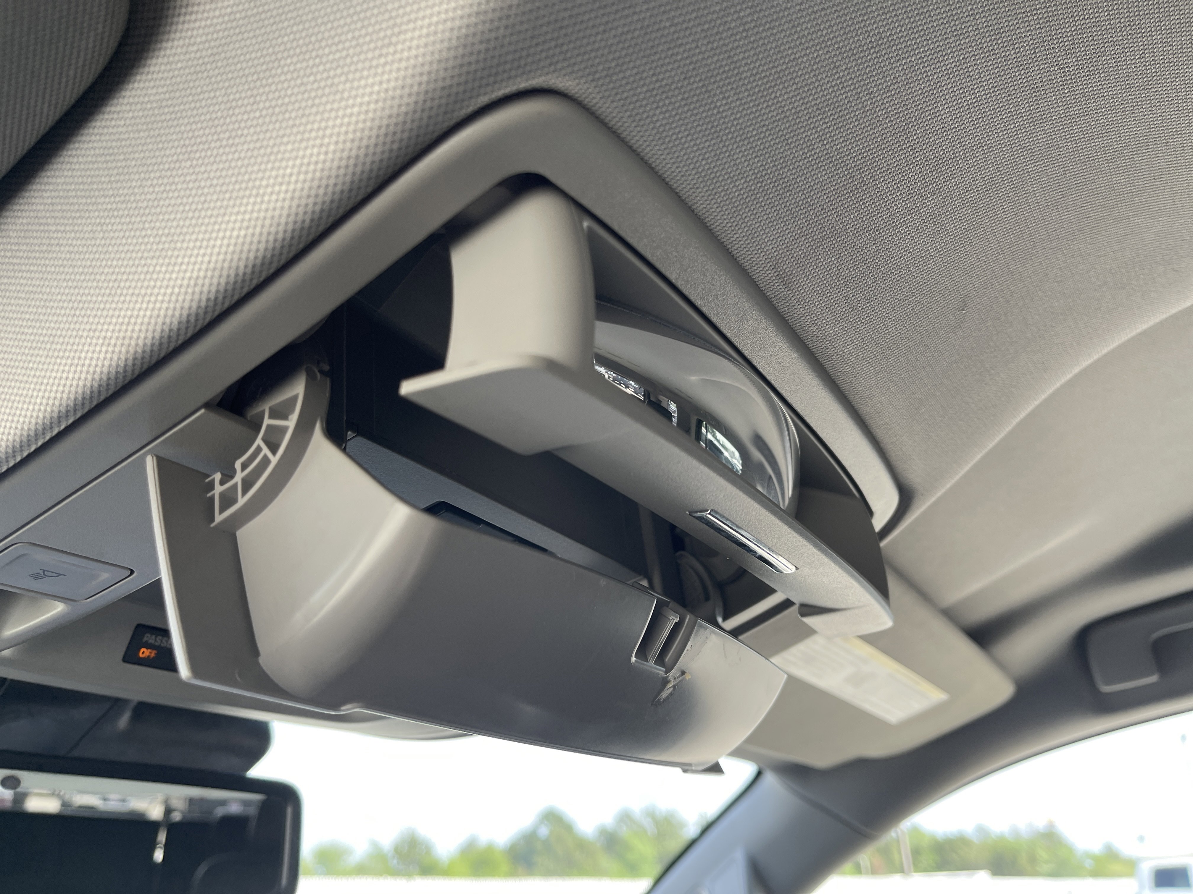 Used 2020 Chevrolet Tahoe Premier image 32