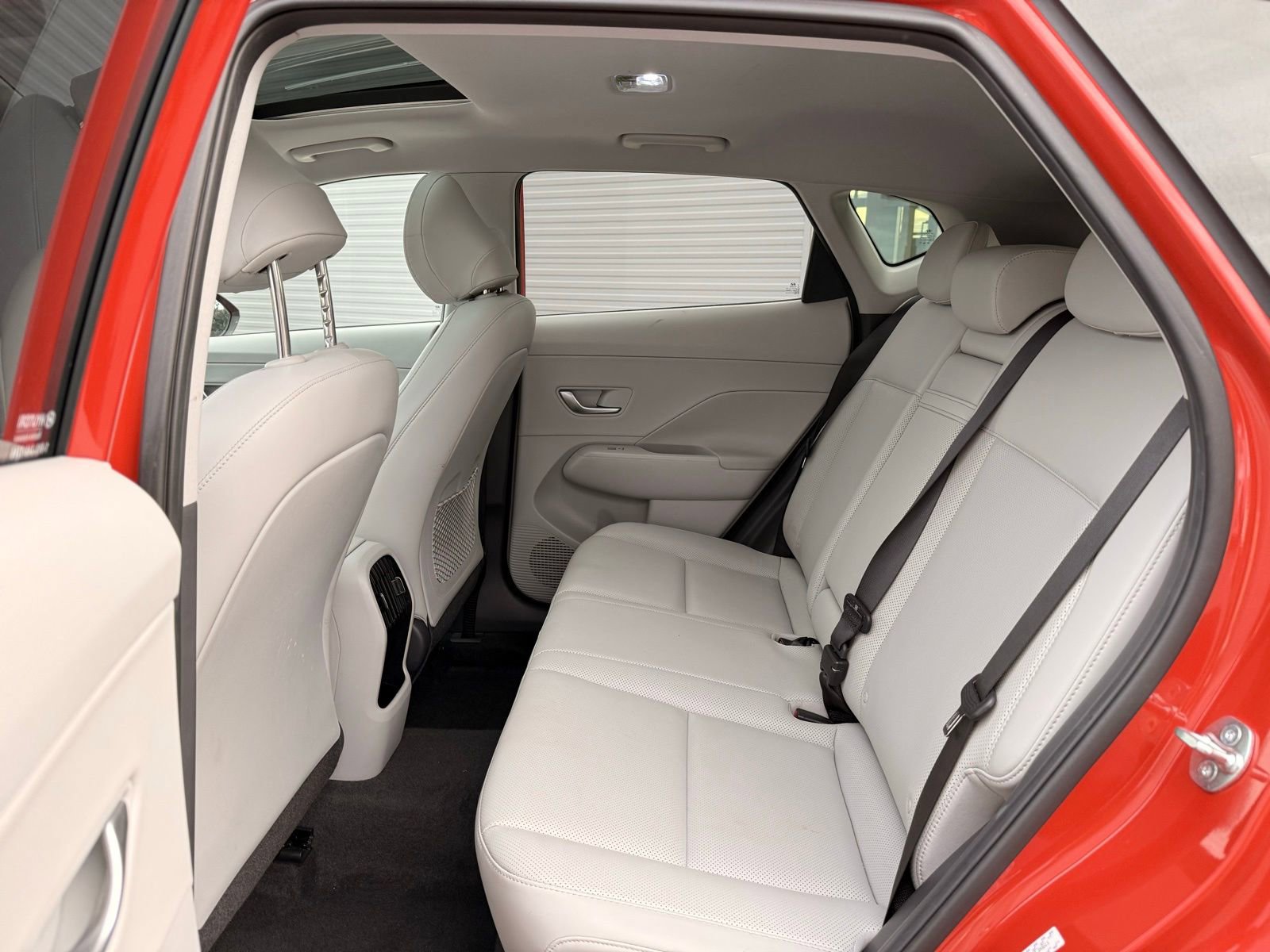 Used 2024 Hyundai Kona Limited image 15