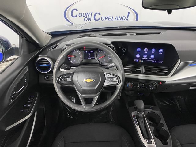 Certified 2024 Chevrolet Trax LS w/ LS Convenience Package FWD image 15