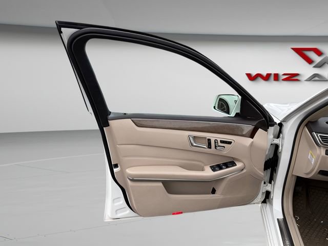 Used 2014 Mercedes-Benz E 350 4MATIC Sedan image 14