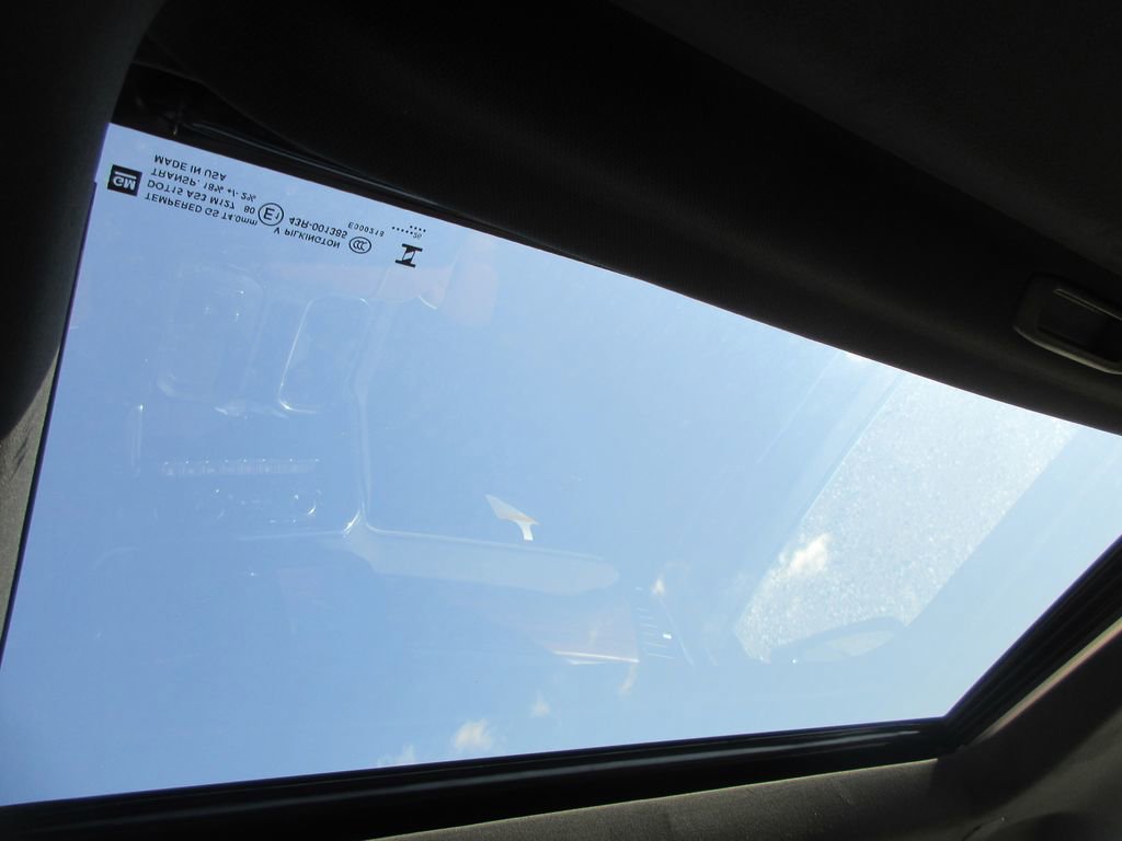 New 2026 GMC Sierra 3500 Denali Ultimate AWD/4WD image 16