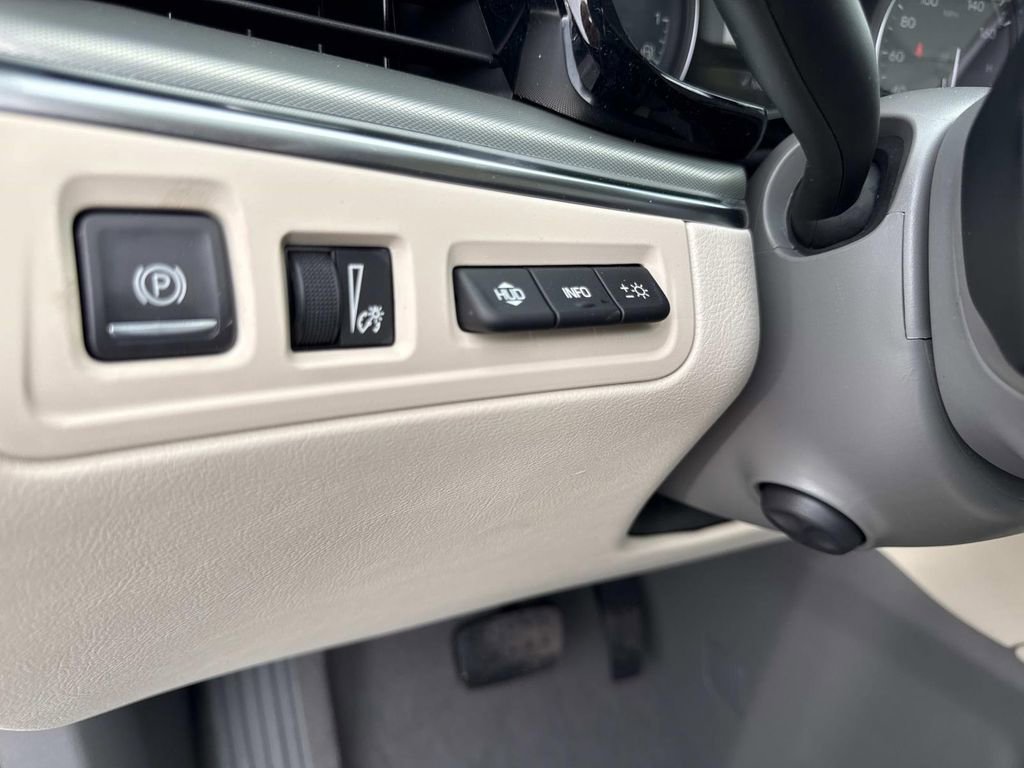 New 2026 Cadillac XT5 Premium Luxury w/ Driver Assist Package image 31