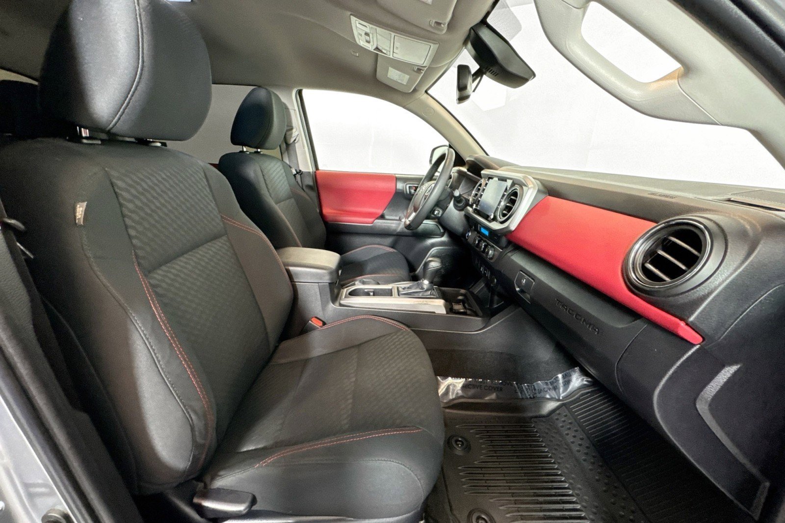 Used 2023 Toyota Tacoma SR5 image 25